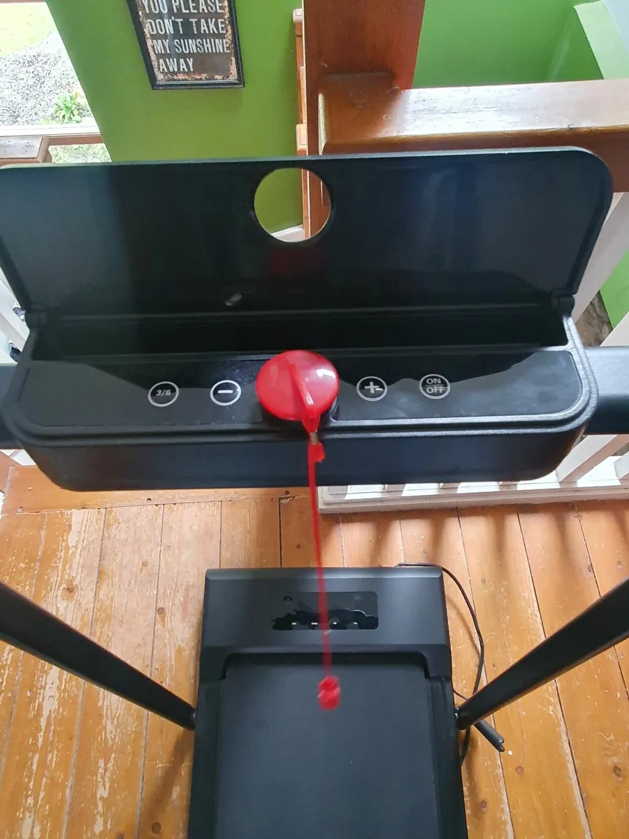 Treadmill - Image 1