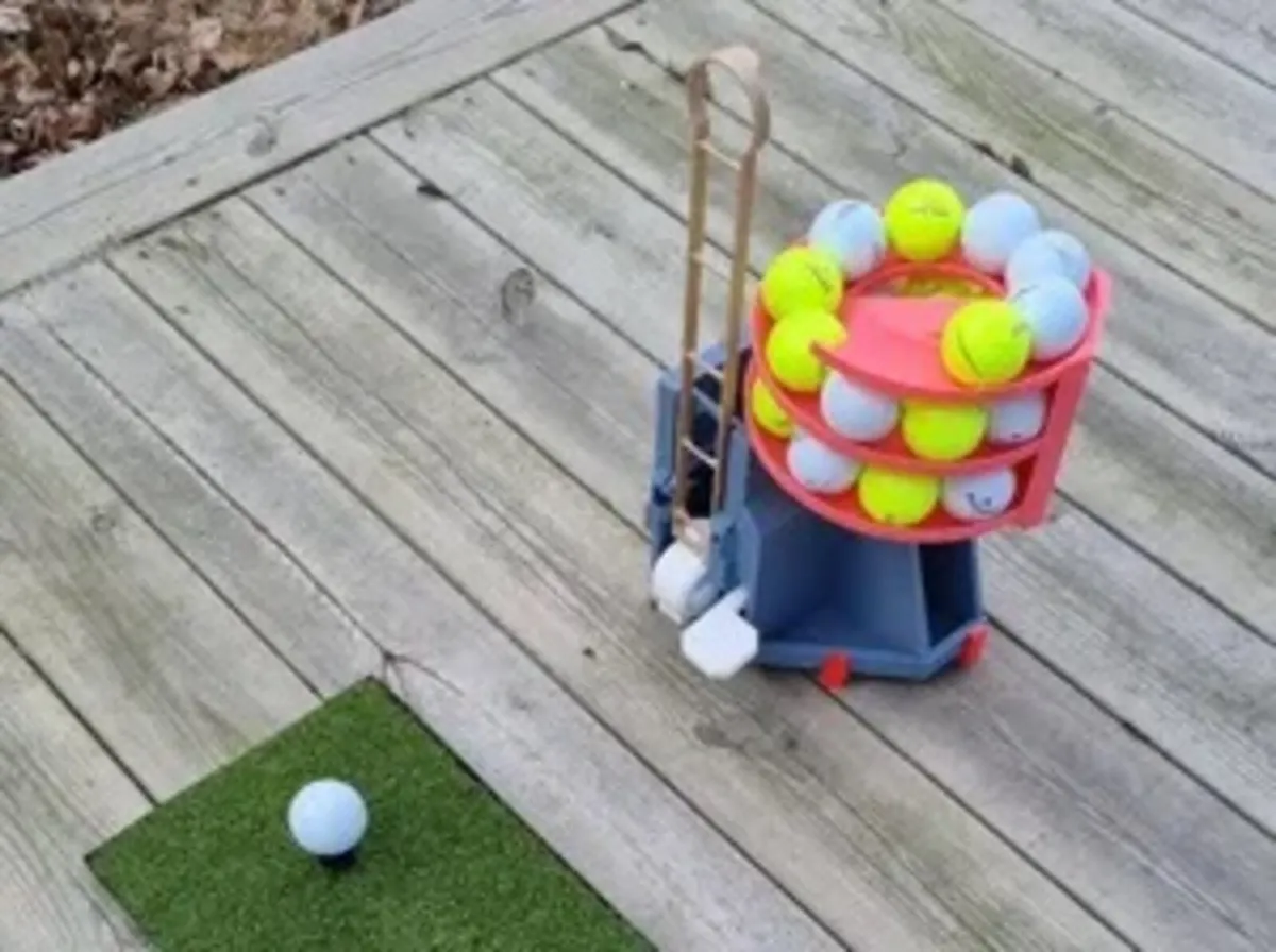 Golf ball dispenser - Image 1