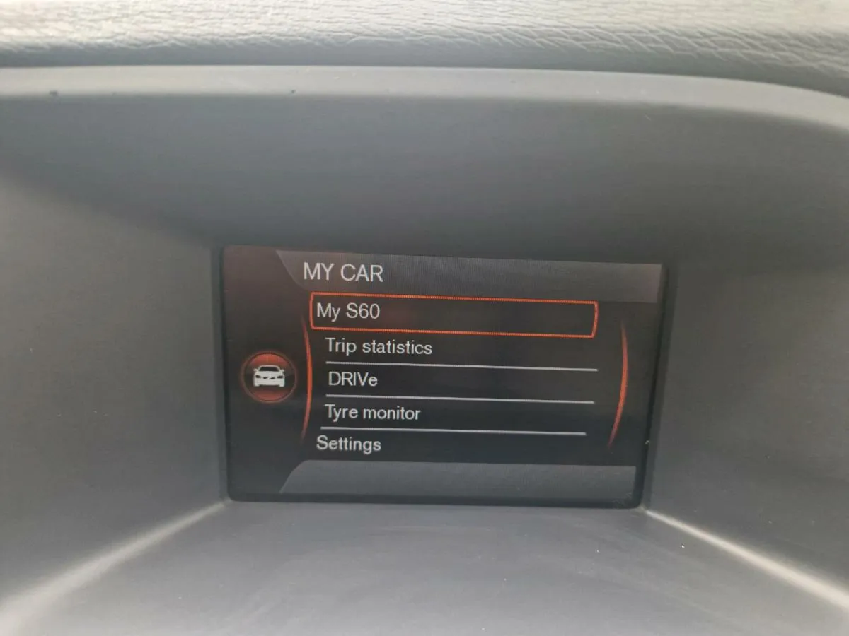 Volvo S60 D3 161 - Image 3