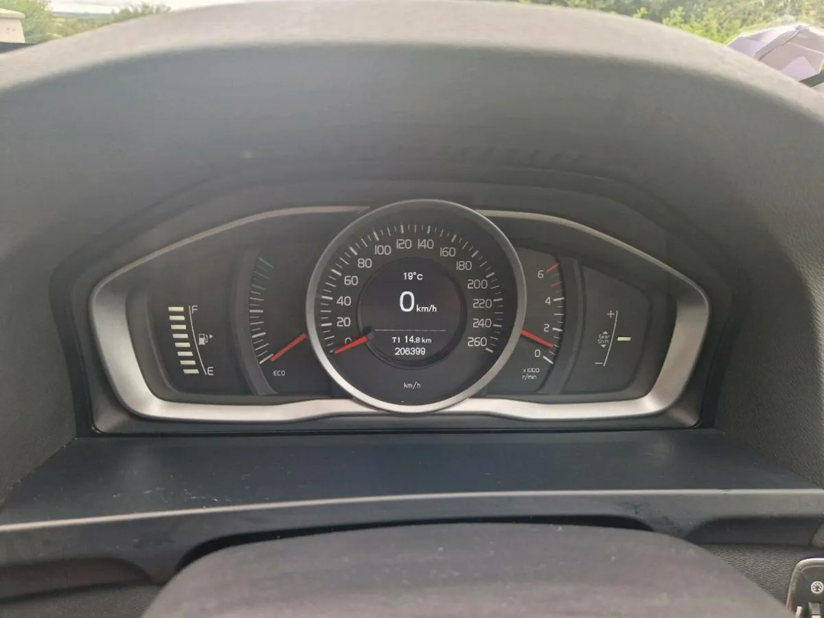 Volvo S60 D3 161 - Image 4