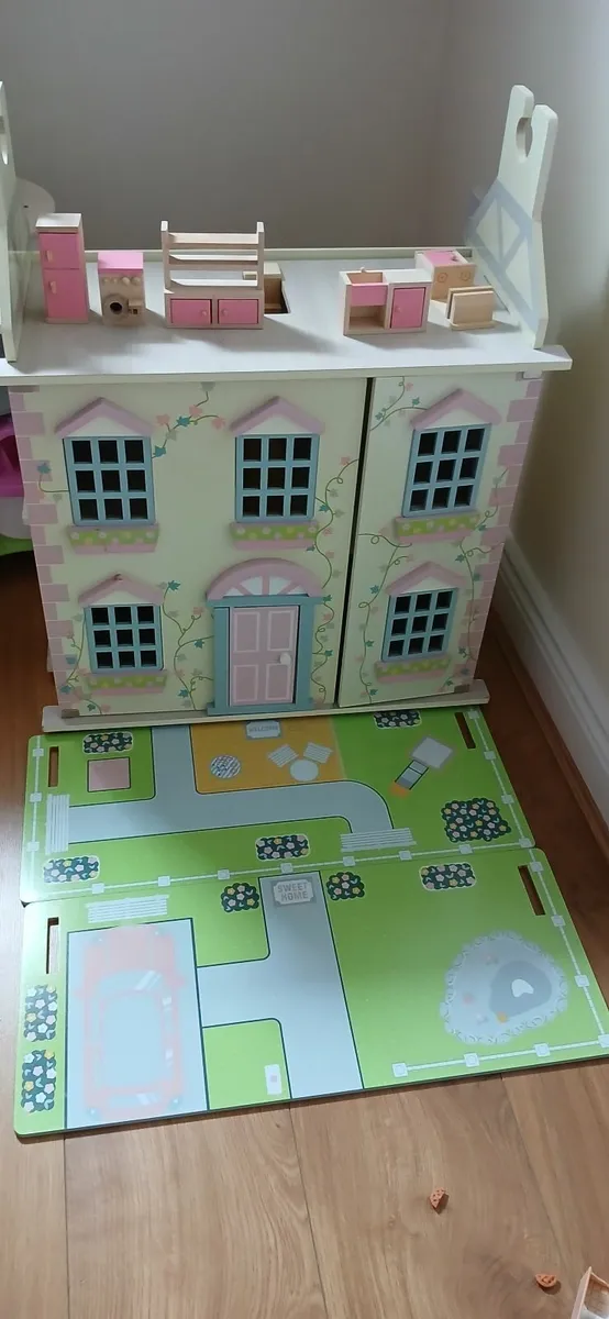 Doll House - Image 4