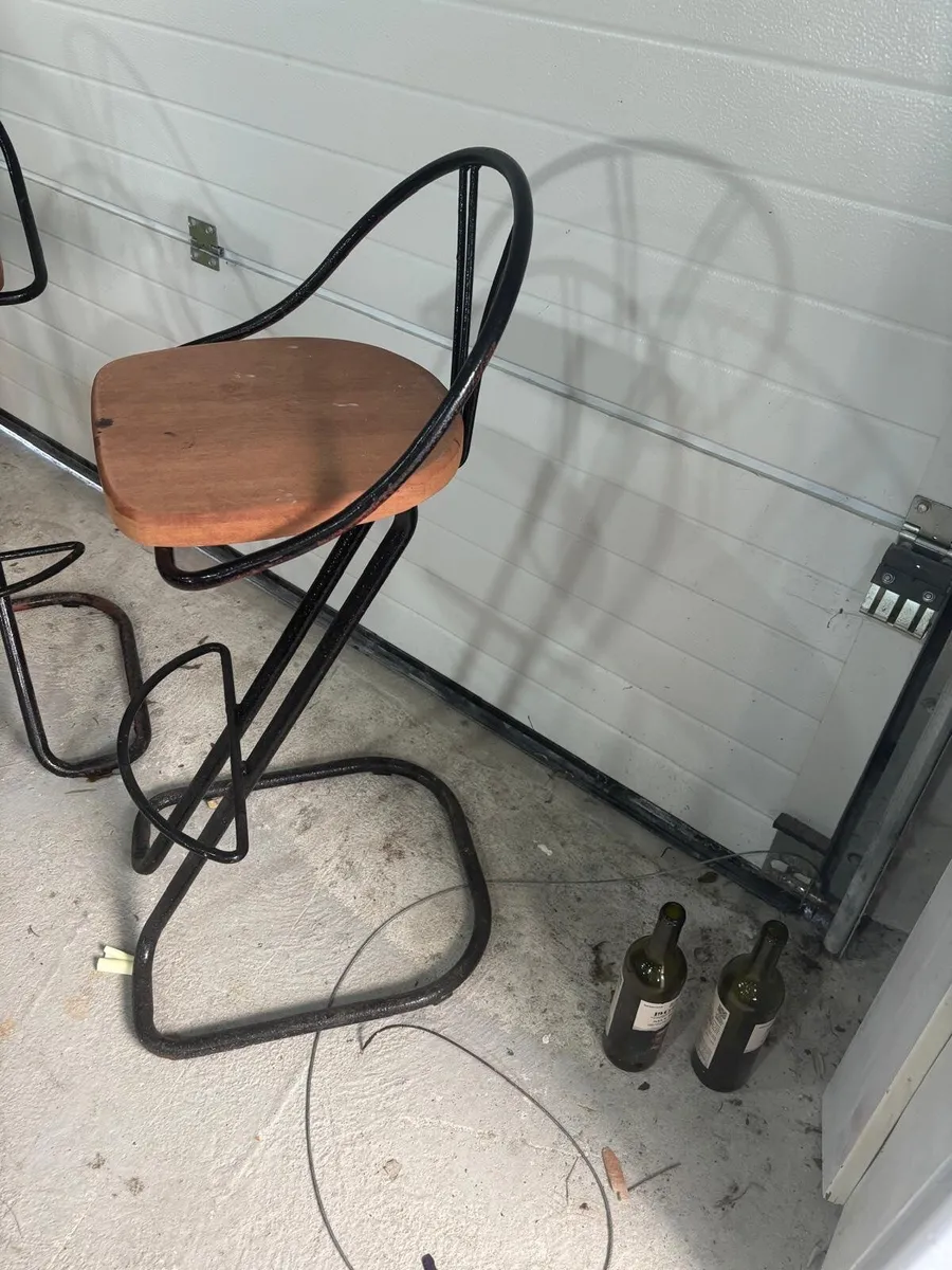 High stools - Image 3