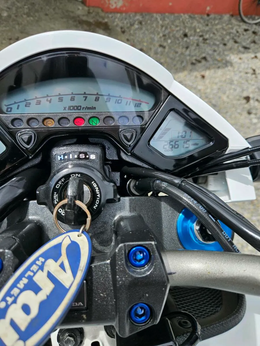 CB1000R - Image 4