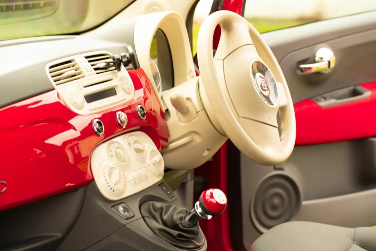 Fiat 500 2015 - Image 2