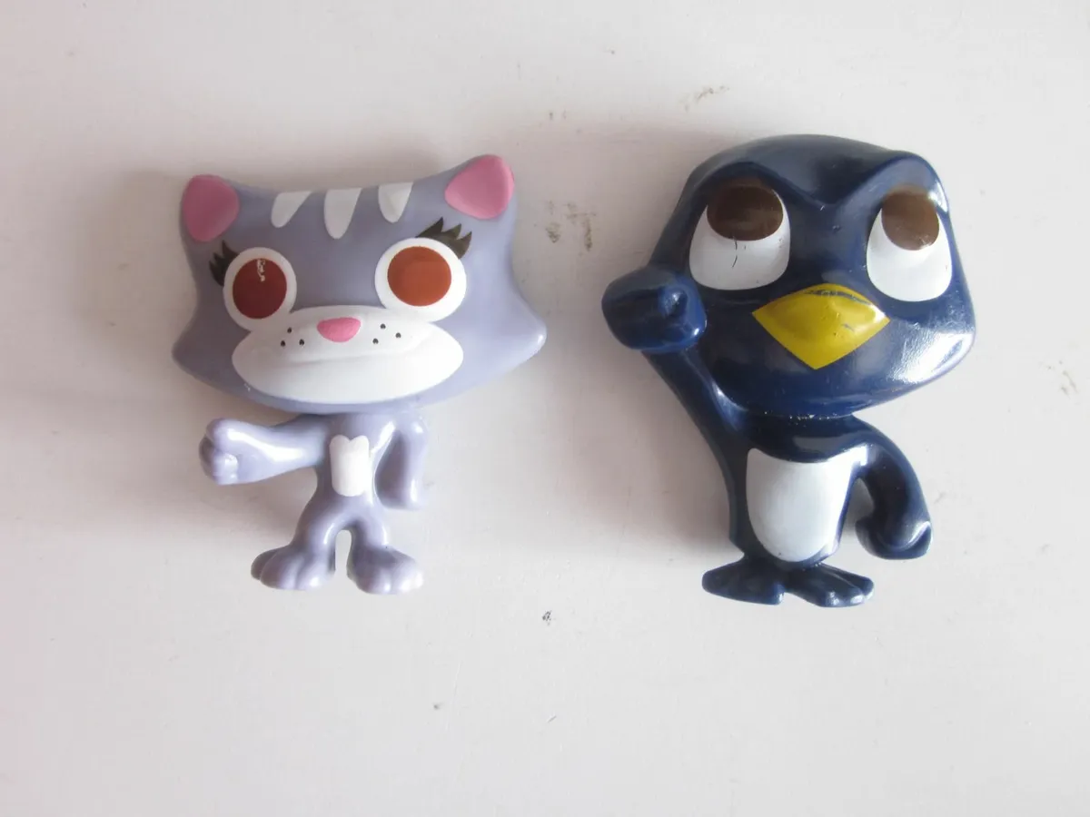 2019 Cadbury Freddo Treasures Padi/Jo the Cat Figs - Image 1