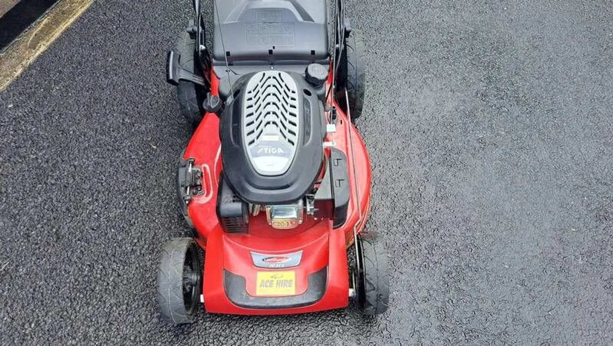 Castlegarden Lawnmower XC53S - Image 1