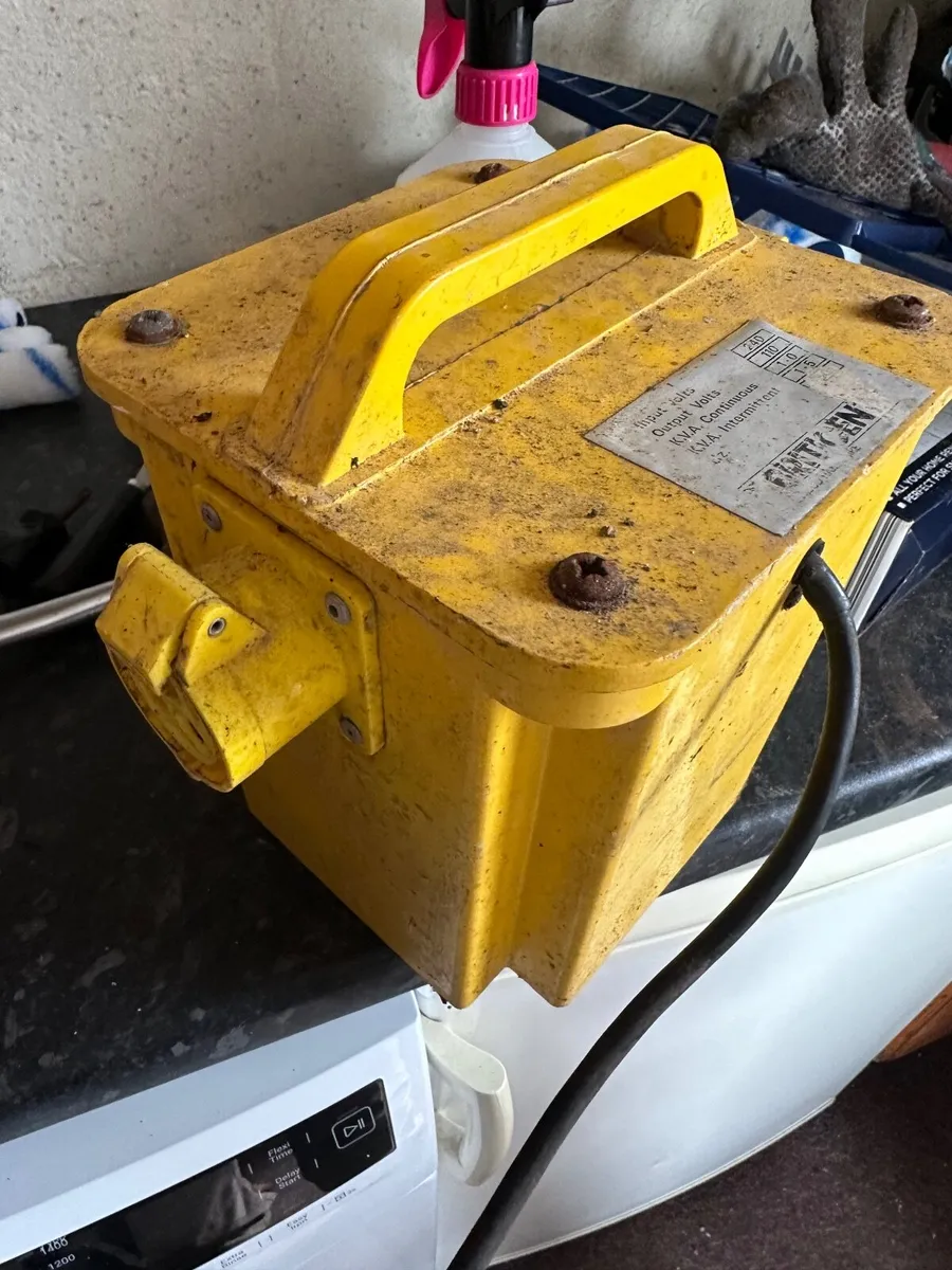 110 volt transformer - Image 1