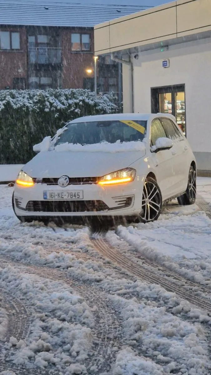 Volkswagen Golf 1.4 GTE *price drop* - Image 1