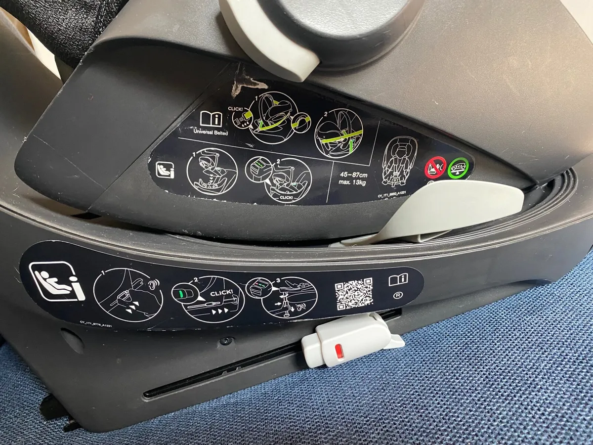 Cybex Cloud Z2-i Baby car seat and ISO-Fix - Image 3