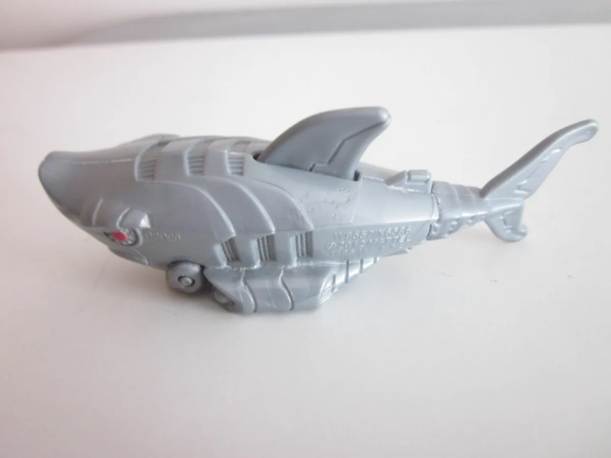 Fisher Price  9cm Robo Silver Shark 2012 - Image 3