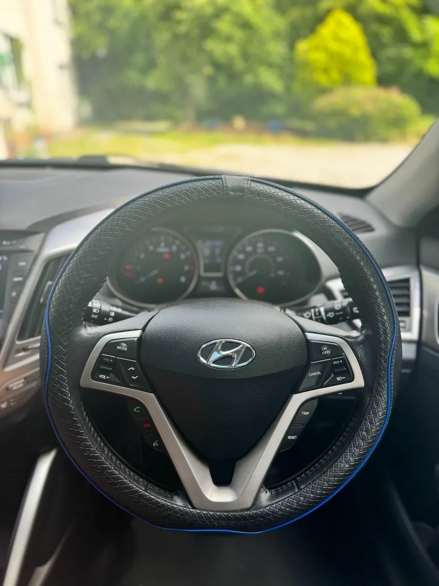 Hyundai Veloster 2013 - Image 3