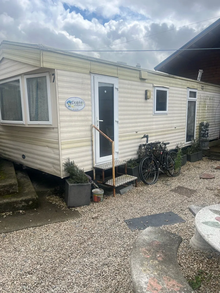 Mobile home - Image 1