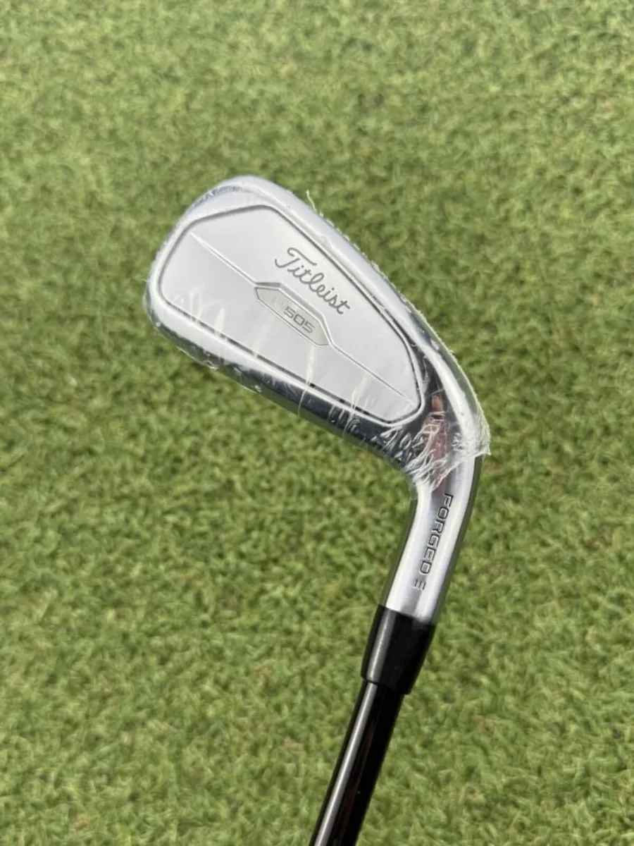 NEW TITLEIST U505 UTILITY #2 IRON 18°/ X-STIFF - Image 2