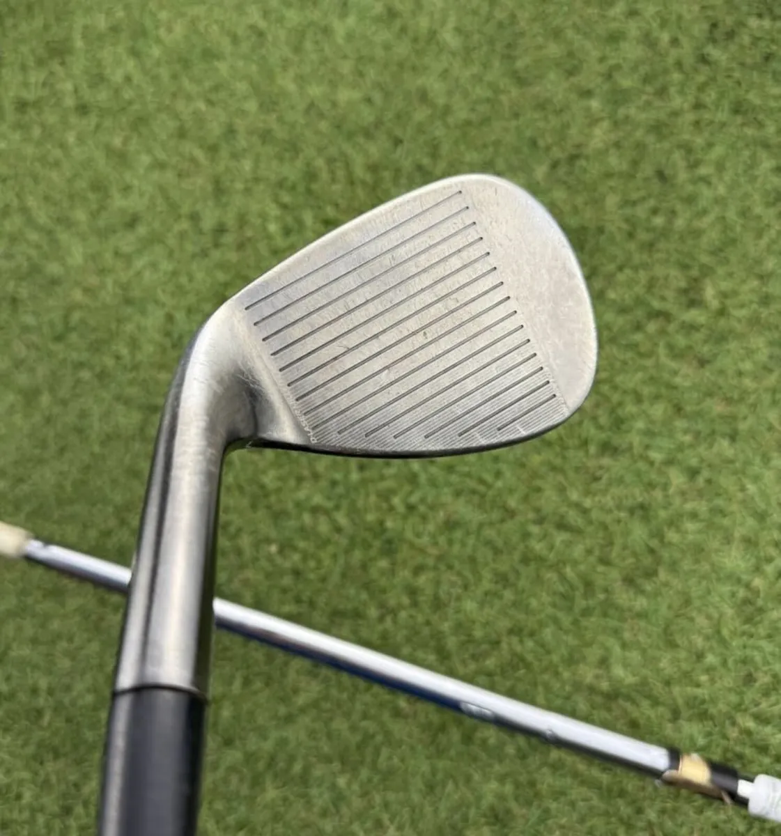 CLEVELAND CG16 WEDGES SW 54°.14 & LW 58°.12 /WEDGE - Image 3