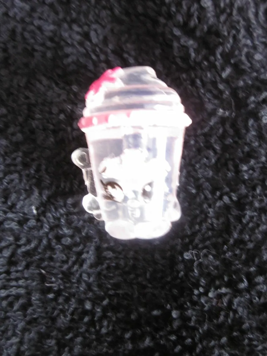 Shopkins Silvia Slushie Special Frozen Flakes Fig - Image 4