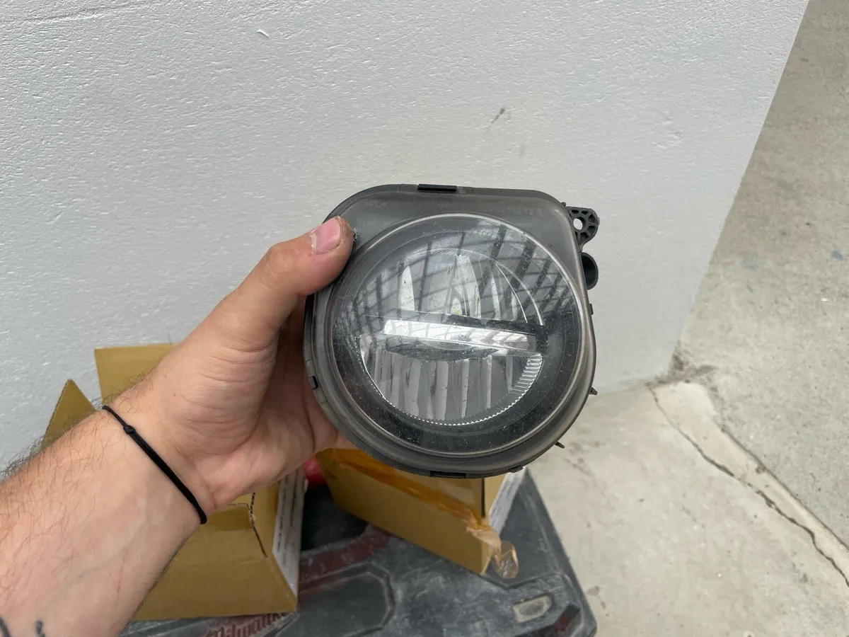 BMW F10 LCI OEM LED fog lights (set) - Image 2