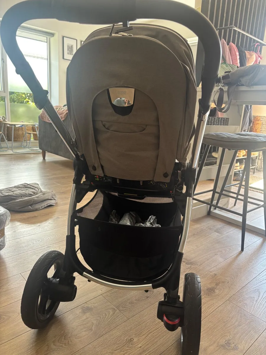 Mamas & Papas Ocarro Travel Set/ Buggy/ Pram - Image 2