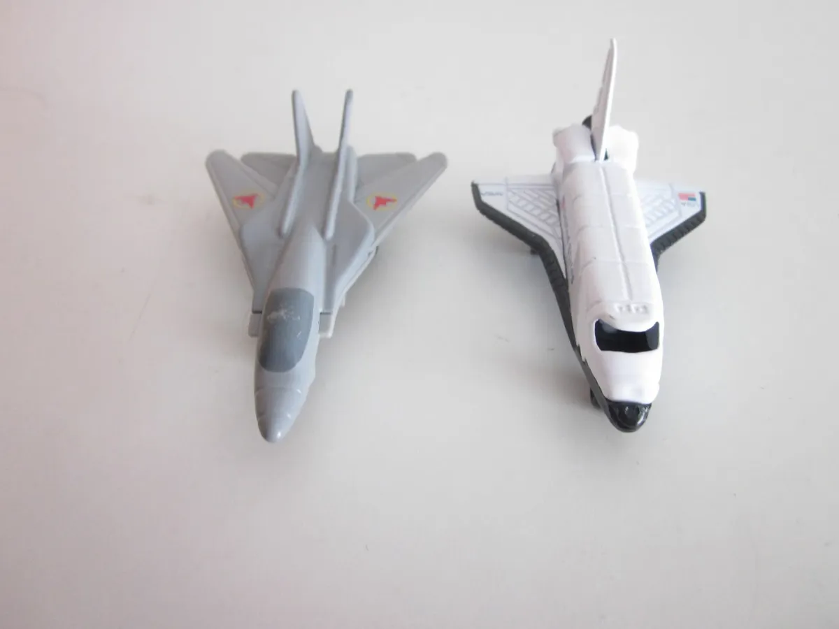 2019 Matchbox Swing Wing Fighter Jet & Siku Space - Image 1