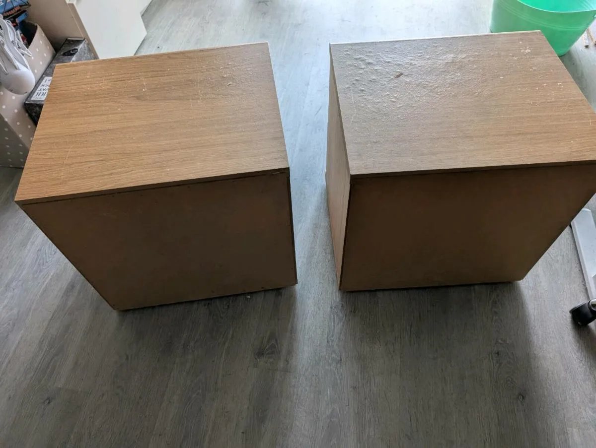 Bedside lockers - Image 3