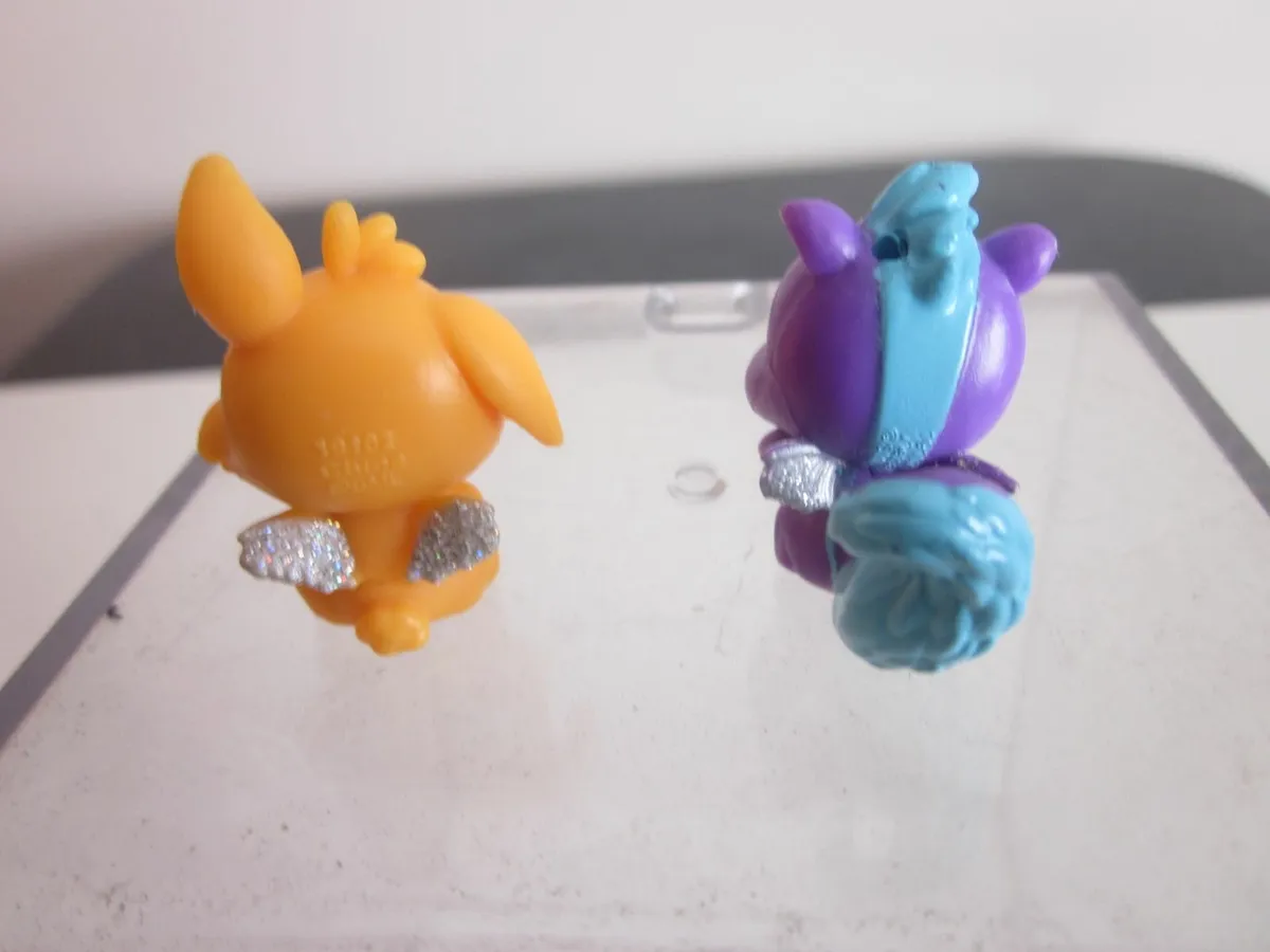Hatchimals Bunwee Orange and  Purple Skunk - Image 2
