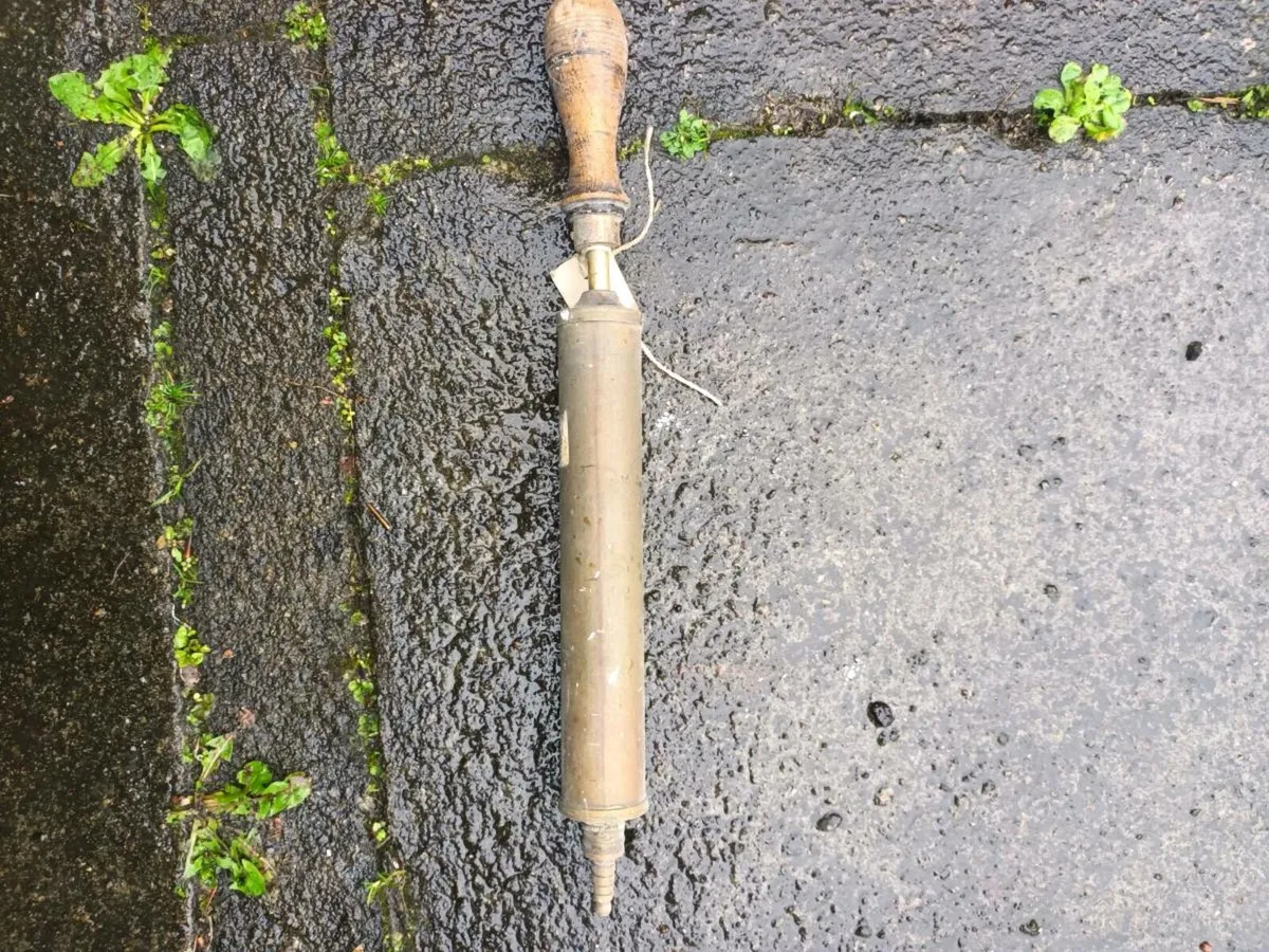 Brass Grease Pump - Image 1