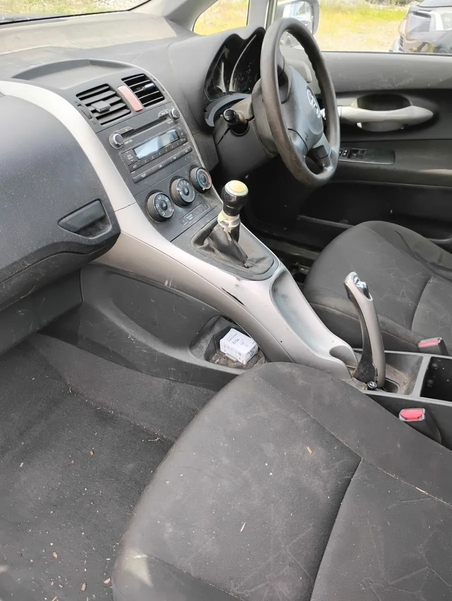 Toyota Auris 2007 - Image 3