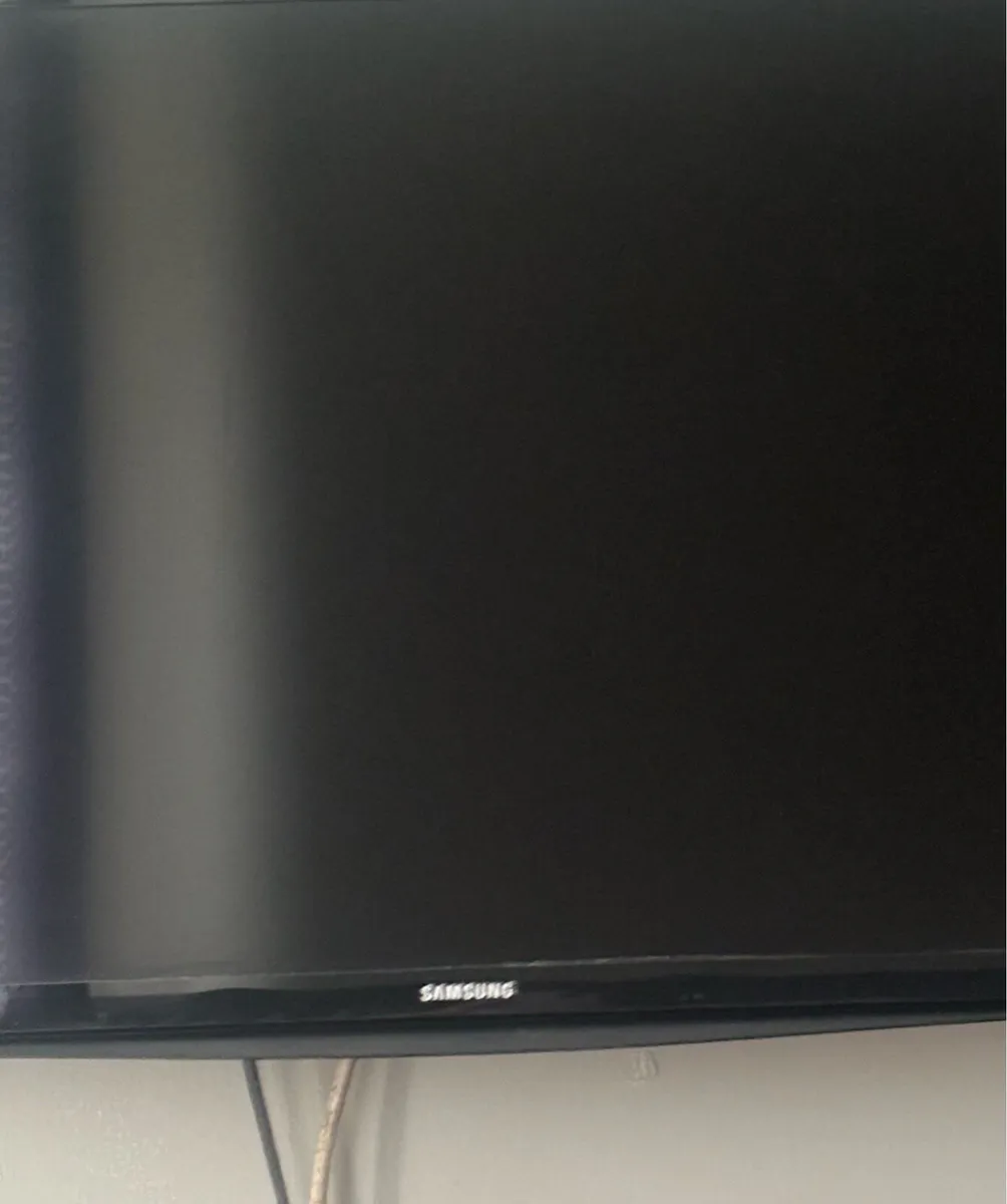 Samsung TV - Image 2