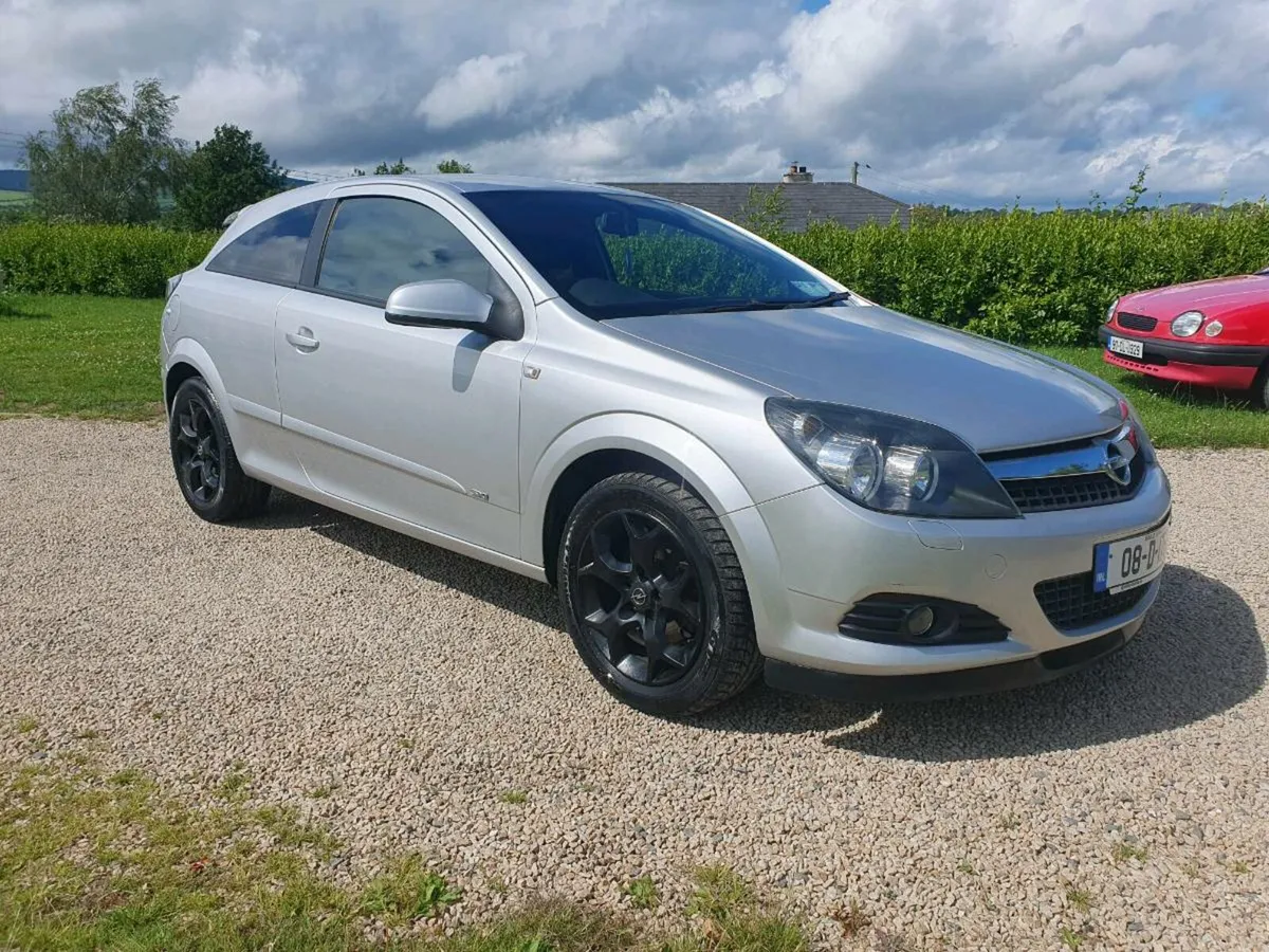 Car - Image 1
