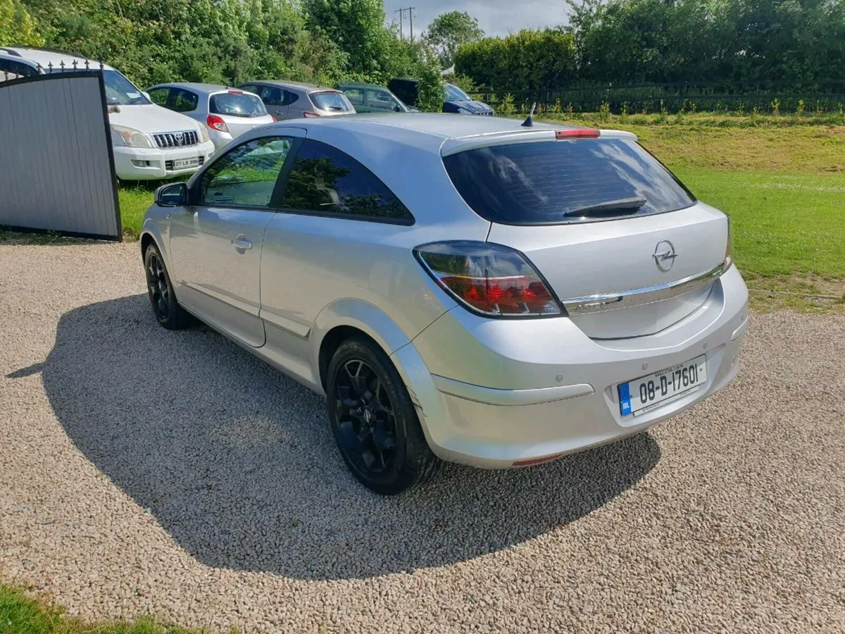 Car - Image 3