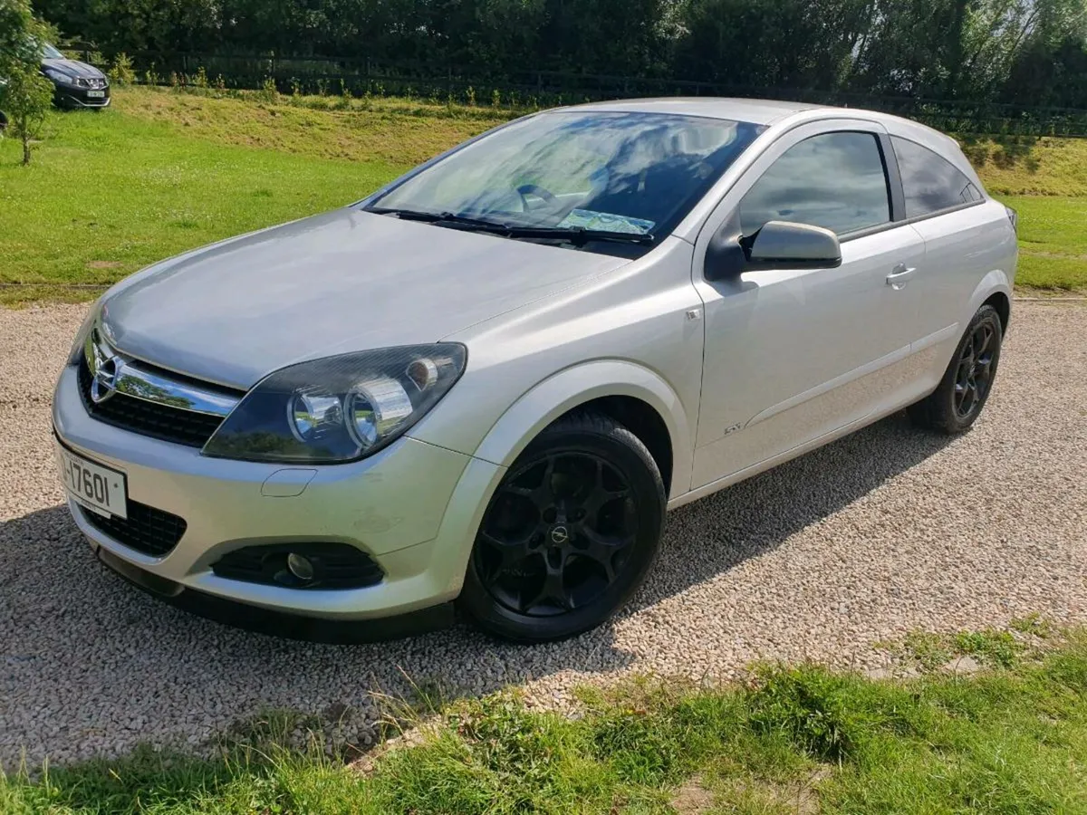 Car - Image 4