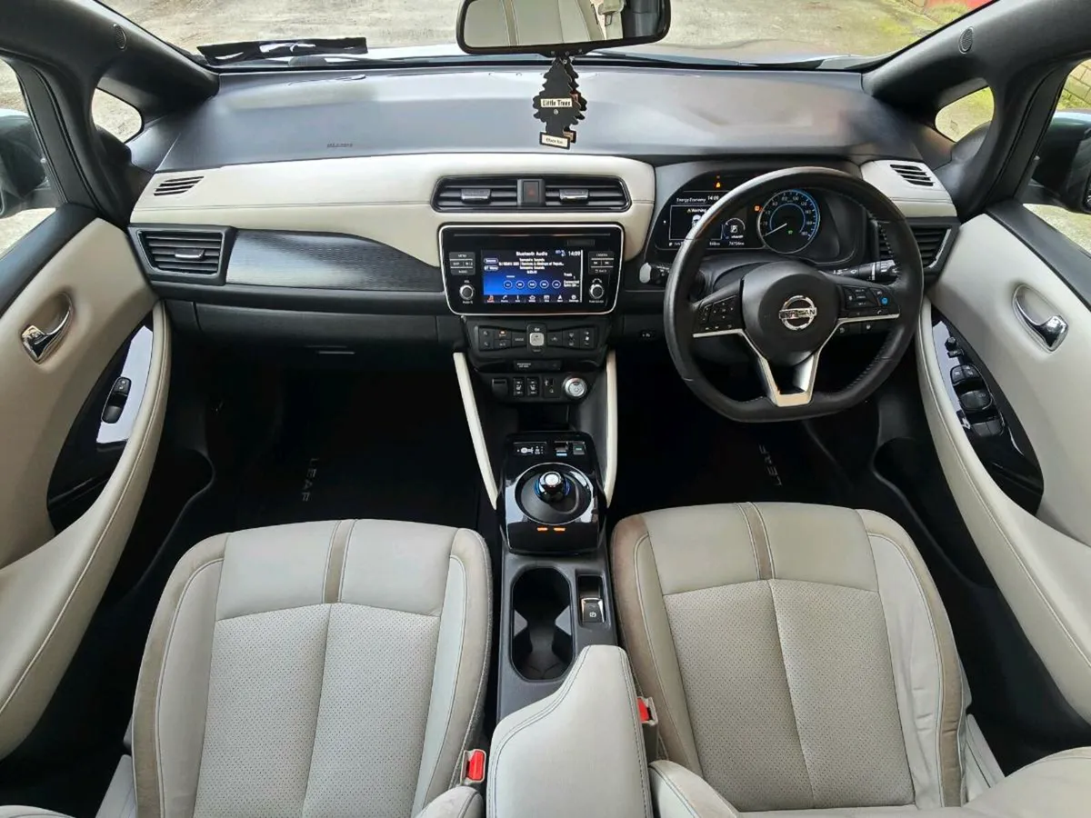 2018 Nissan Leaf SVE 42KW 150hp - Image 2