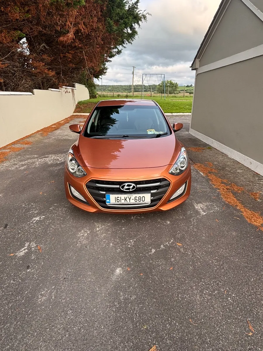 Hyundai i30 2016 - Image 2