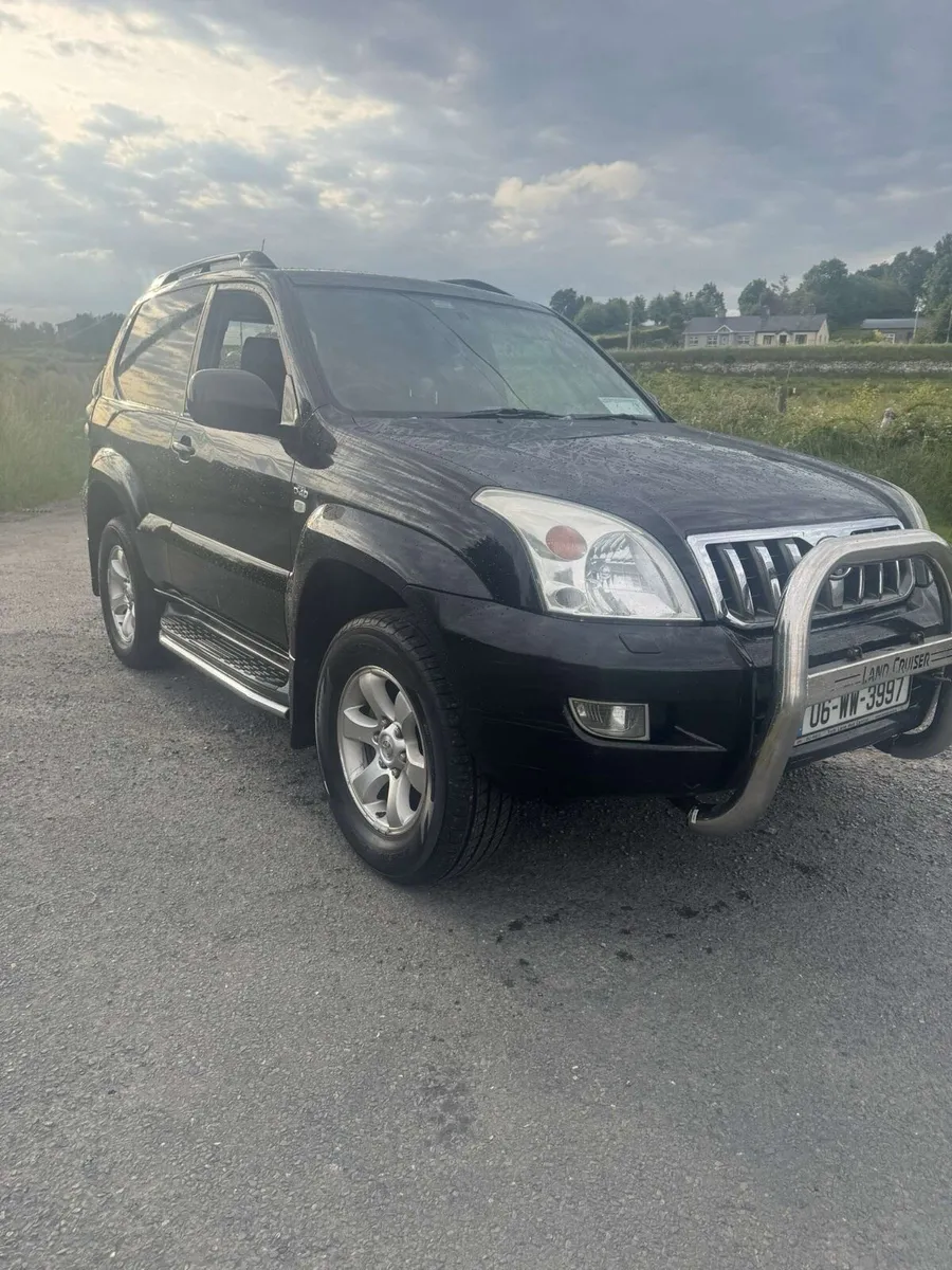 Toyota landcruiser only 259000km!! - Image 1