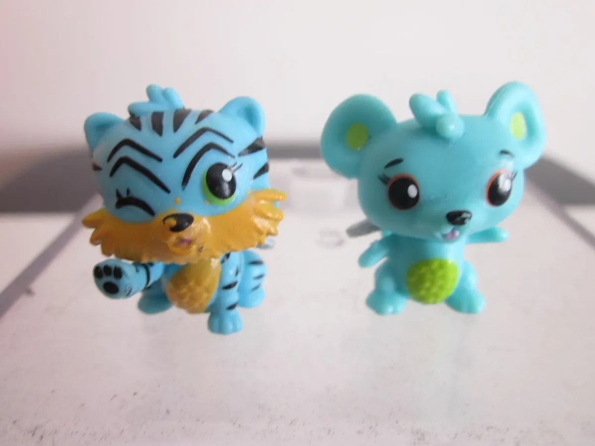 Hatchimals Blue Jungle Tiger & Green Mouse Figs - Image 1