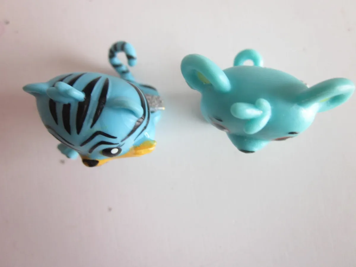 Hatchimals Blue Jungle Tiger & Green Mouse Figs - Image 3