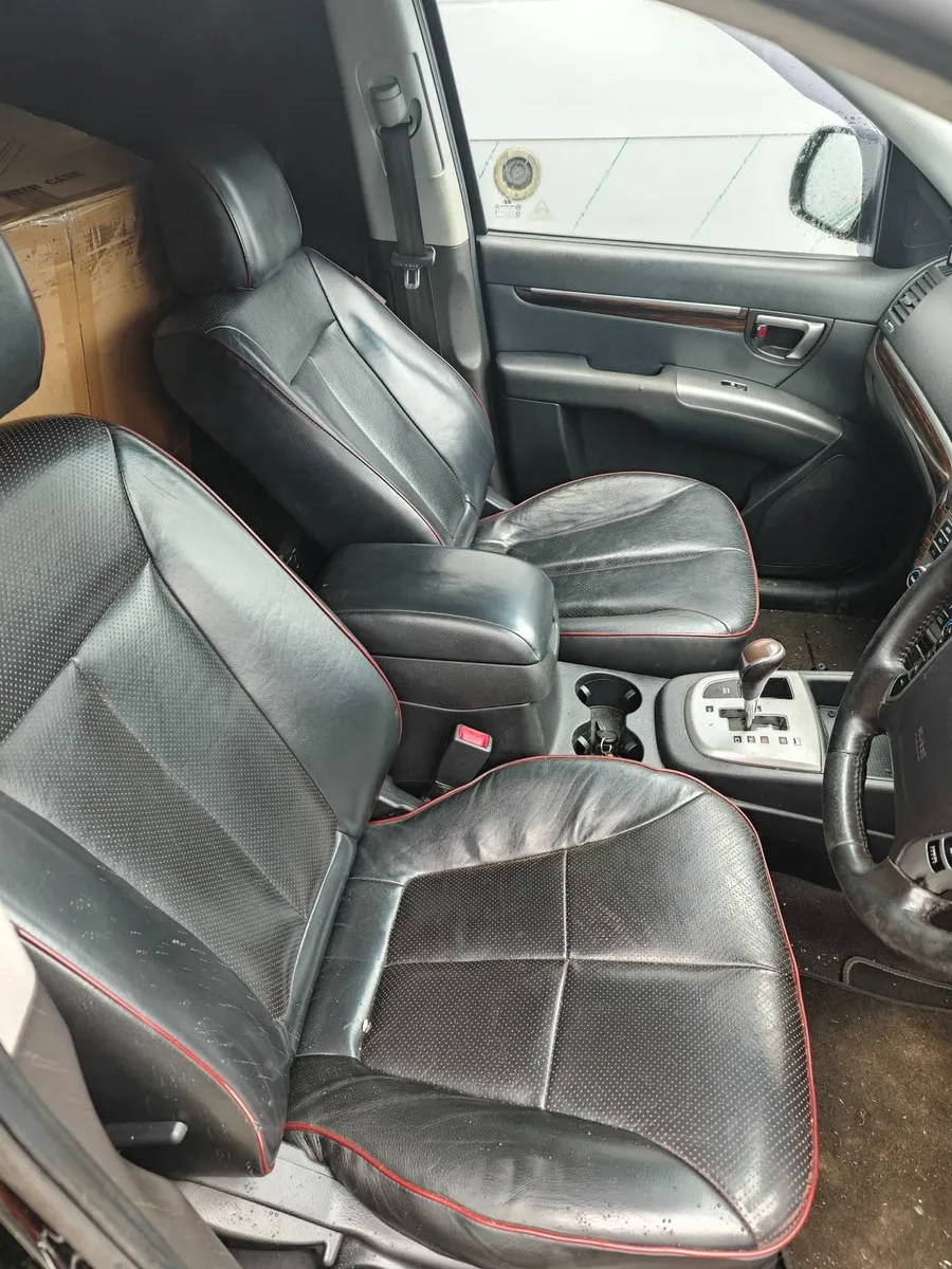 Hyundai Santa Fe - Image 4