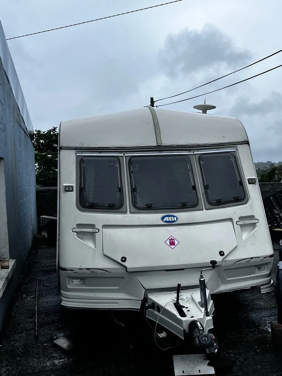 1992 ABI Caravan - Image 1