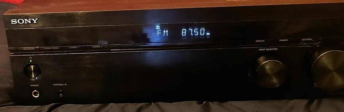 Sony  Stereo Receiver Bluetooth Hi-Res Audio - Image 3