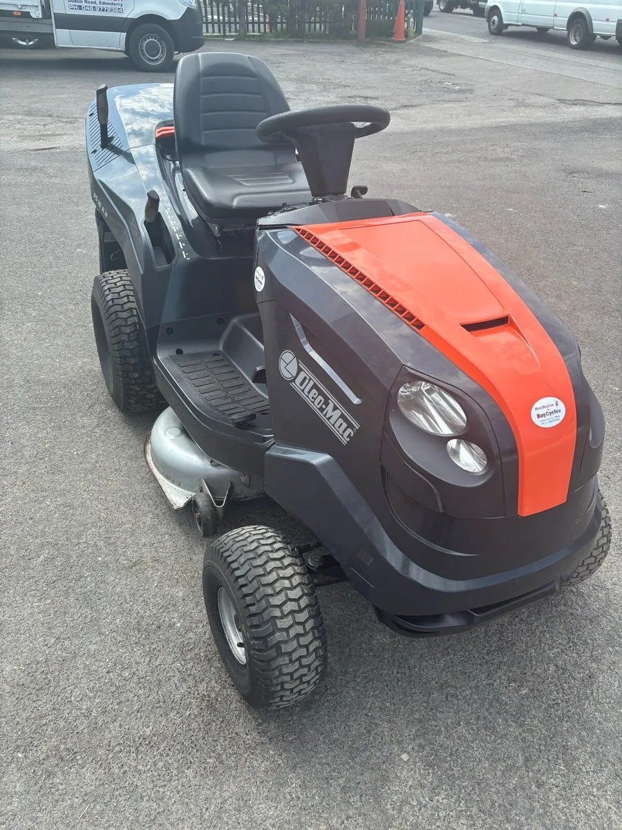 Oleo Mac ride on mower - Image 1