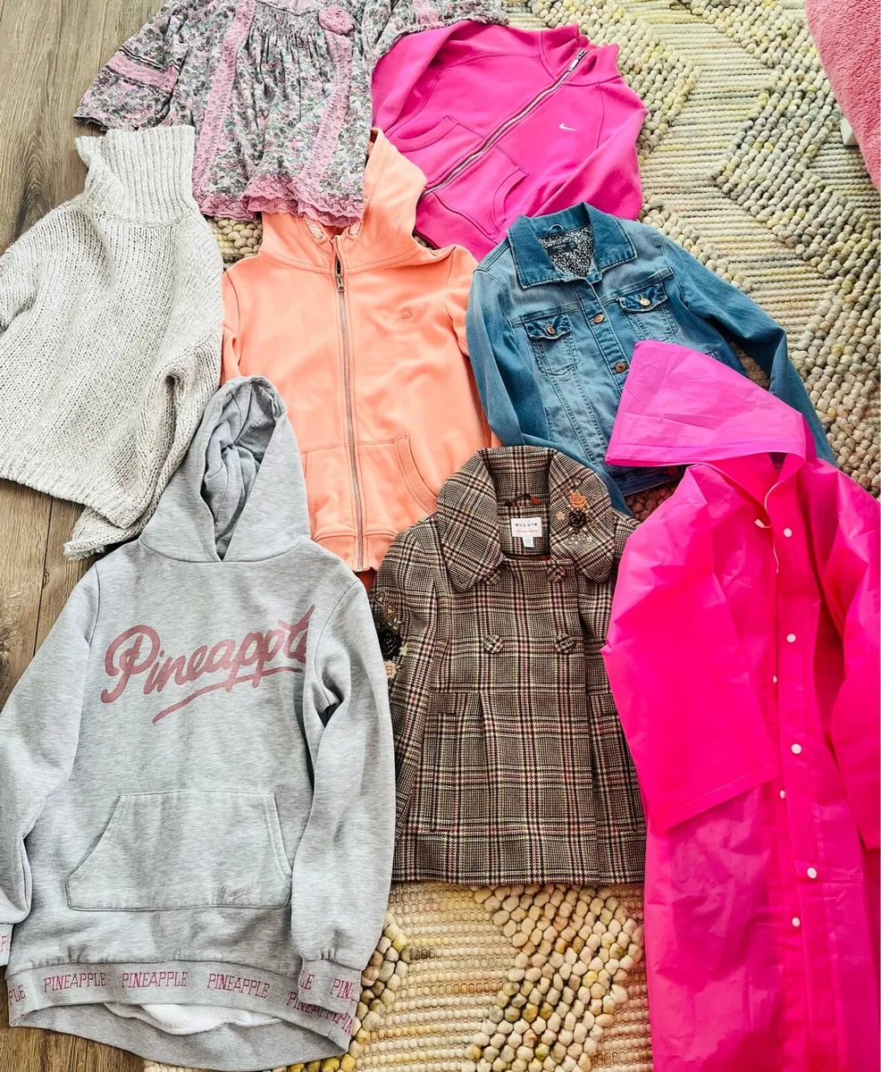 Bundle of clothes - Image 1