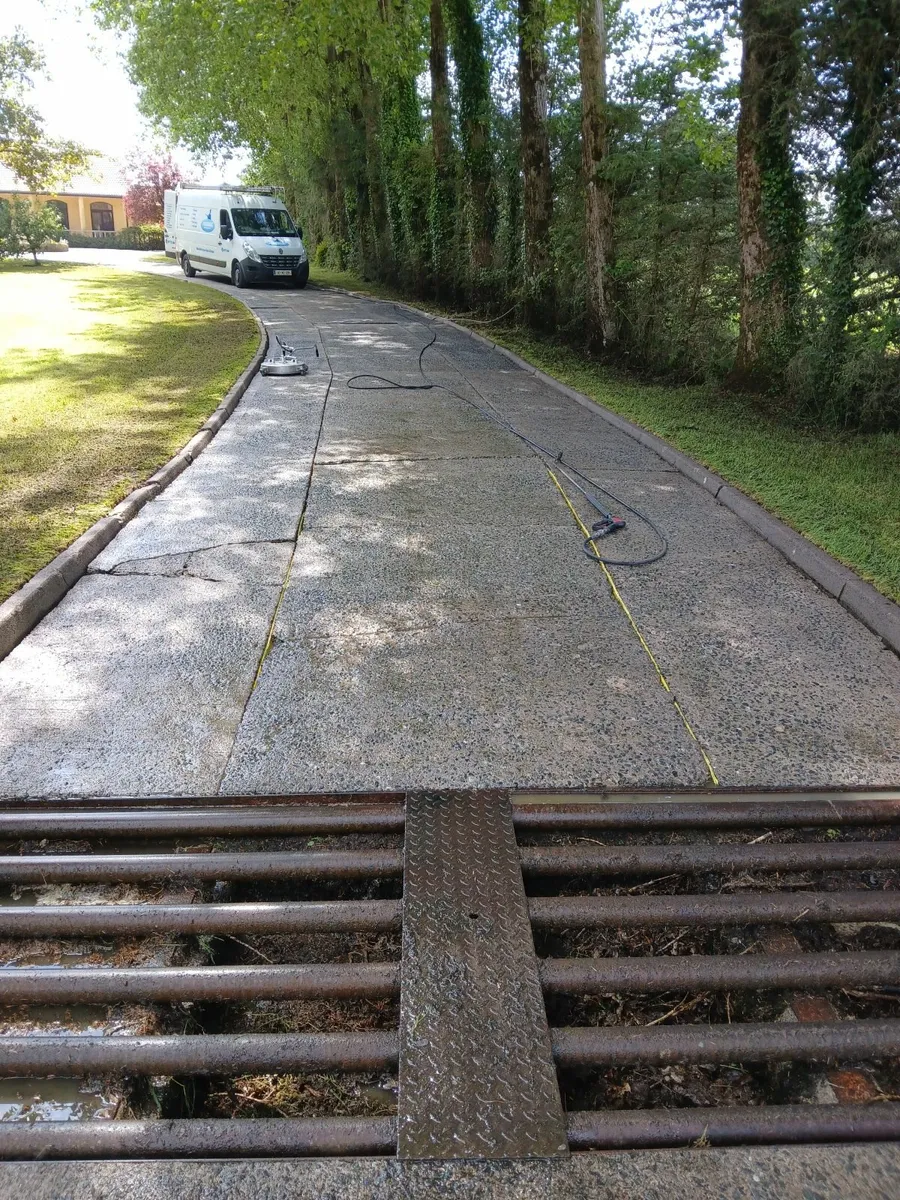 Power washing, roof cleaning , painting - Image 2