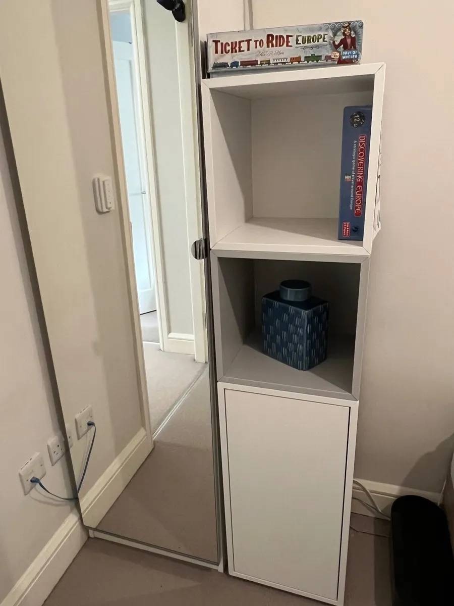 Shelf unit with one door - Image 3