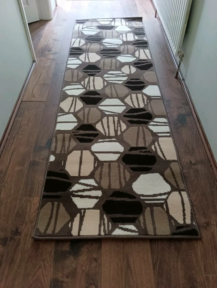 New runner beautiful . - Image 1