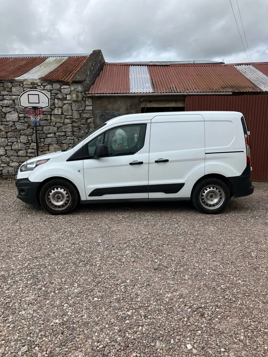 Ford Transit Connect - Image 3