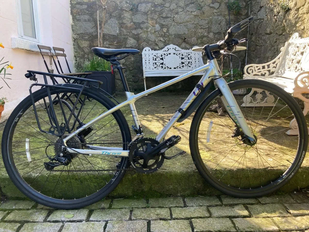 Giant Liv Thrive Ladies bike - Image 1