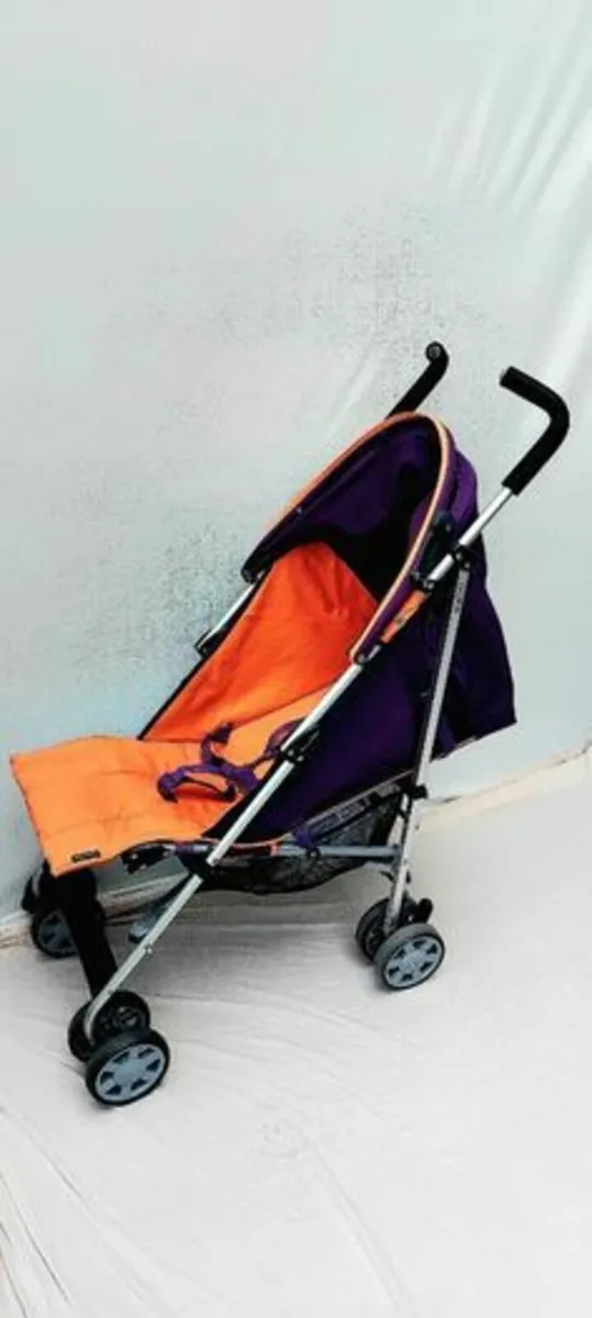 Mama's and Papa's Foldable Stroller - Image 2