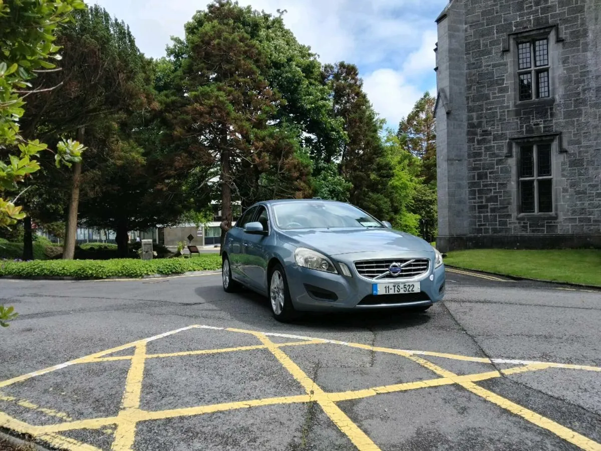 VOLVO S 60 2011 Automatic - Image 1