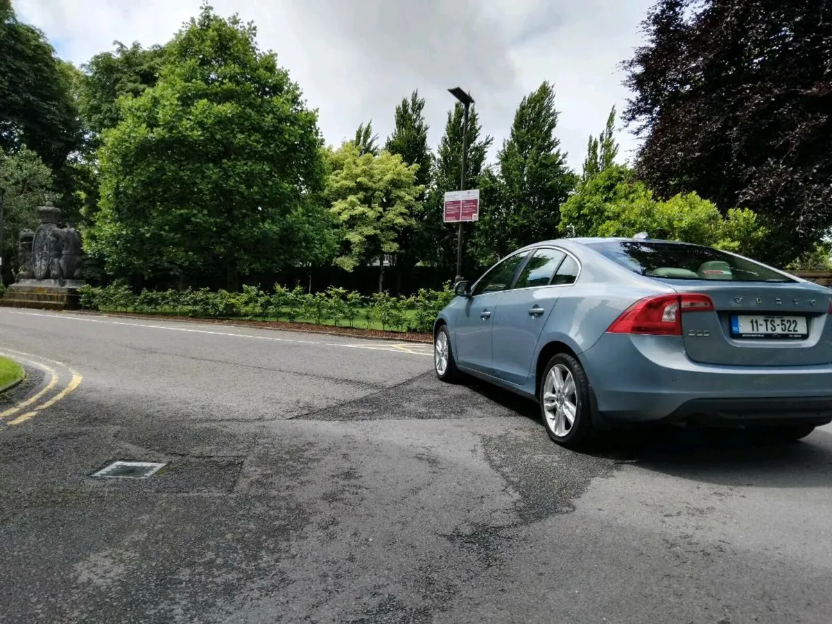 VOLVO S 60 2011 Automatic - Image 4