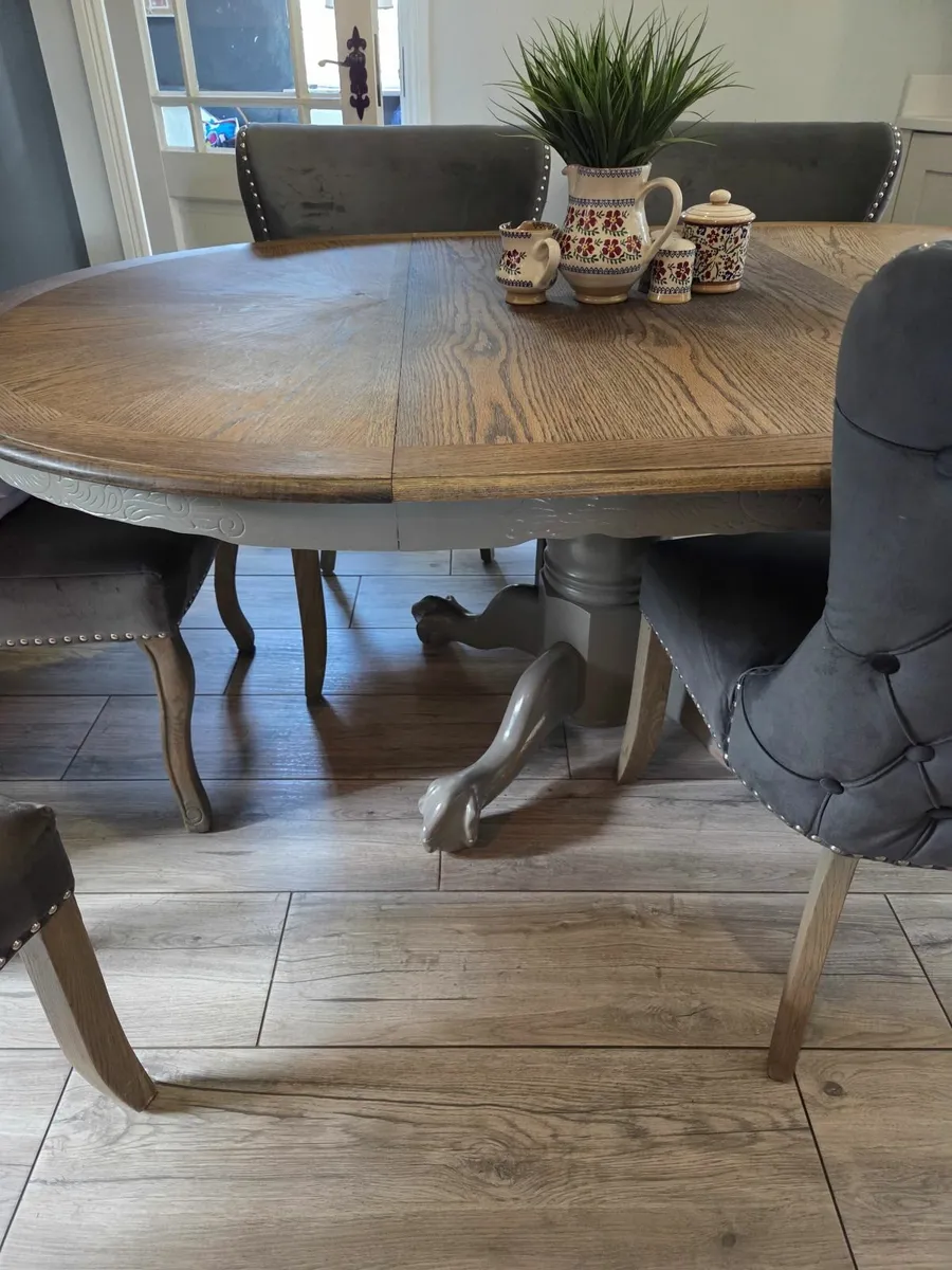 Dining table - Image 4