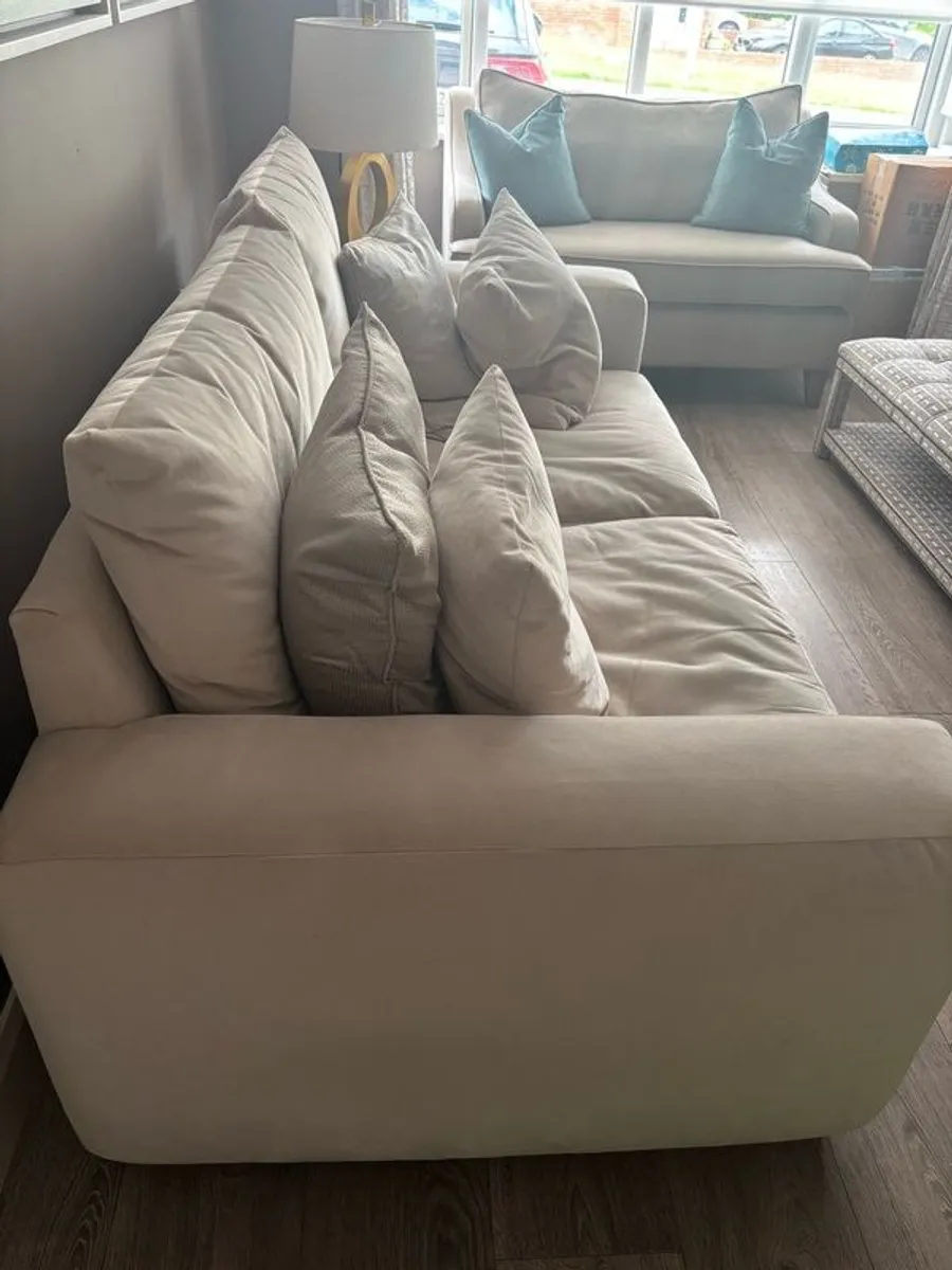 Lisbon Large Cream Couch 210cm x 100 cm - Image 2